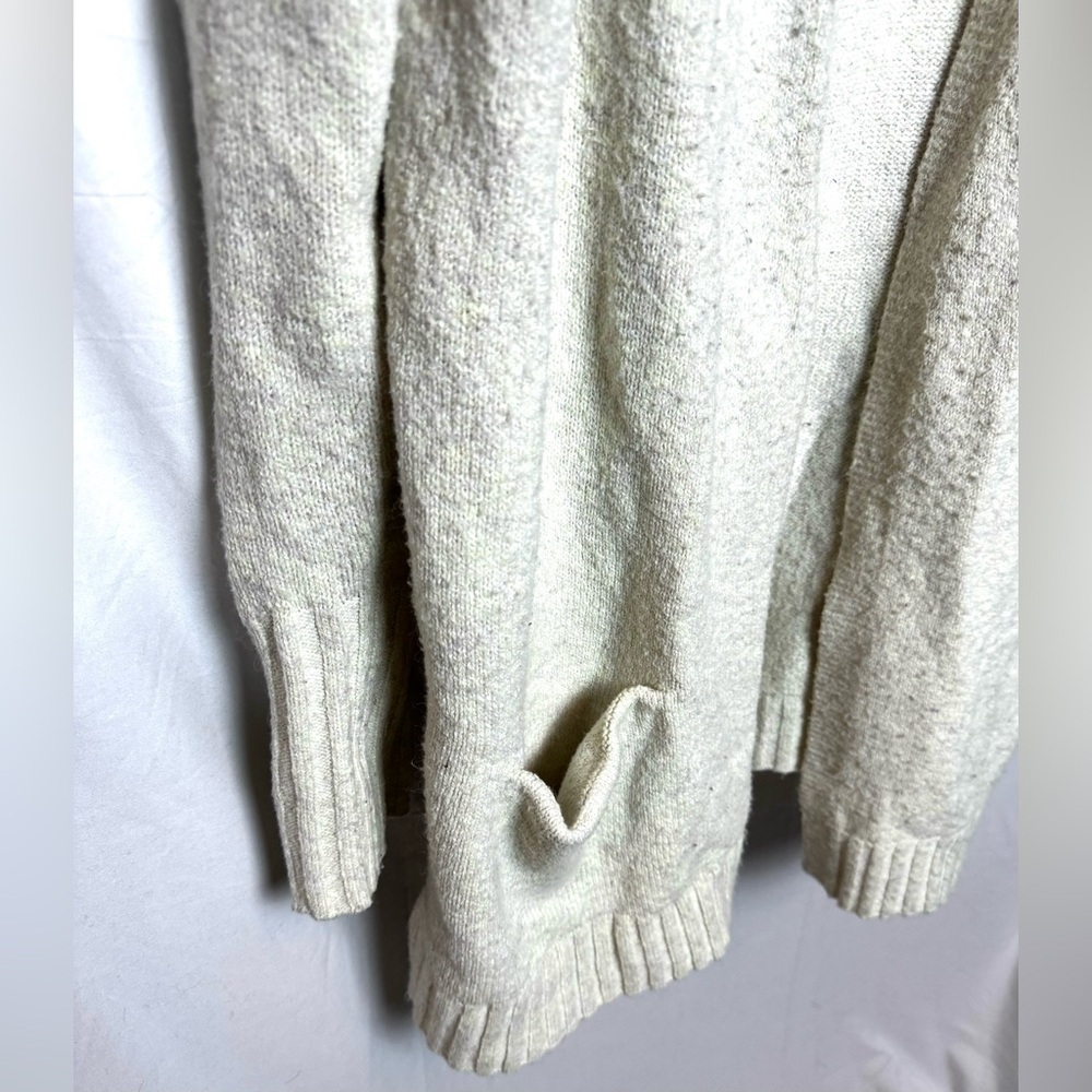 Caslon Women’s Cardigan Sweater Size L - Picture 2 of 6